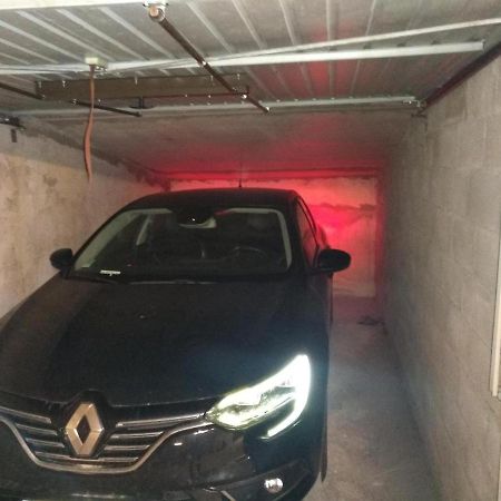 T2 En Hypercentre -Parking Prive-Clim-Proche Plage Sainte-Maxime Buitenkant foto